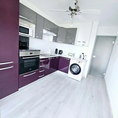 T2 Vue Avec Grande Terrasse & Parking 4 Min - Spiritoffamily06