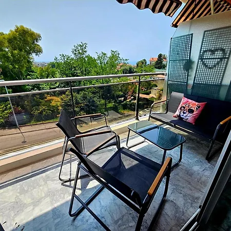 T2 Vue Avec Grande Terrasse & Parking 4 Min - Spiritoffamily06 *